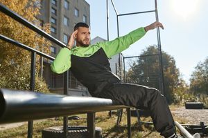 Спортивный костюм-сауна: преимущества и особенности тренировки фото
